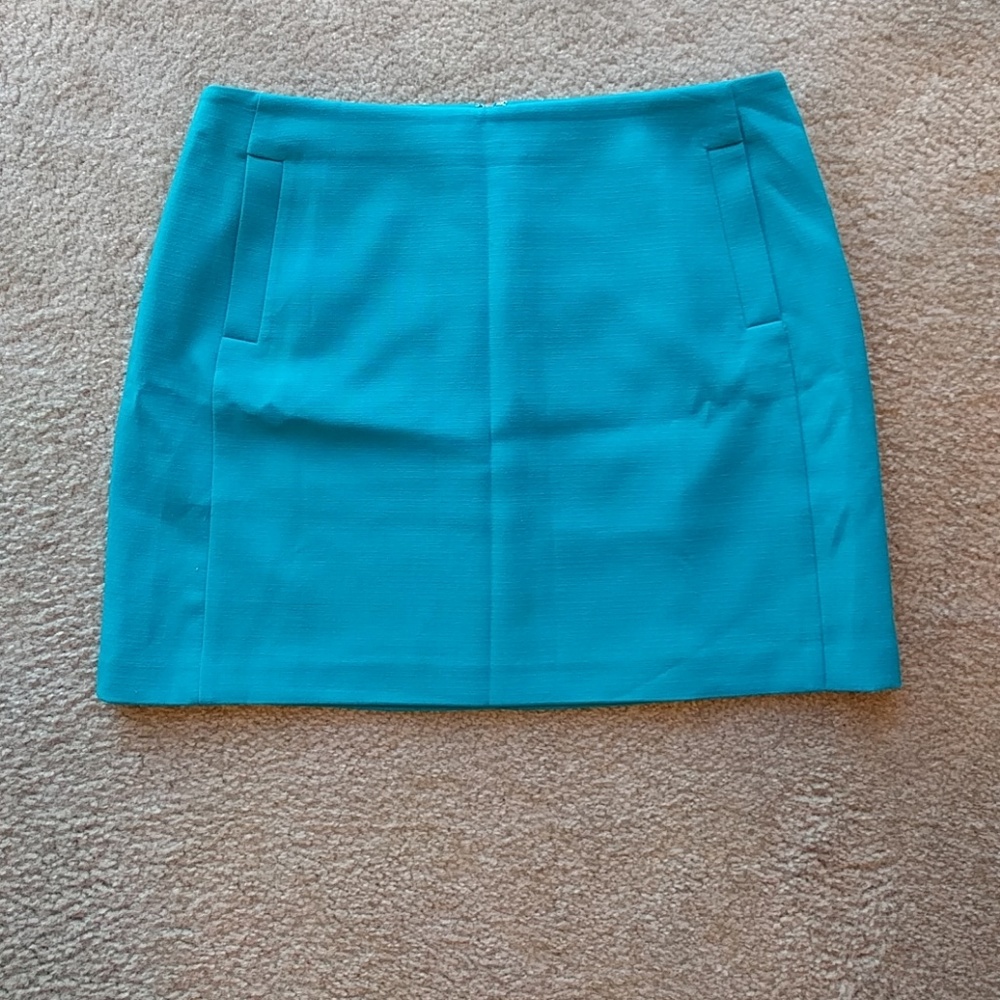 Turquoise Skirt with Pockets!